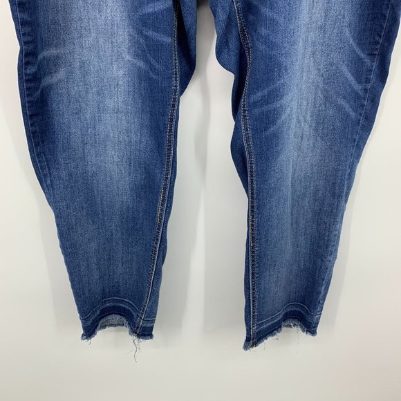 Cato Jeans High Rise Skinny Ankle Crop Raw Hem Classic Denim - Picture 4 of 8